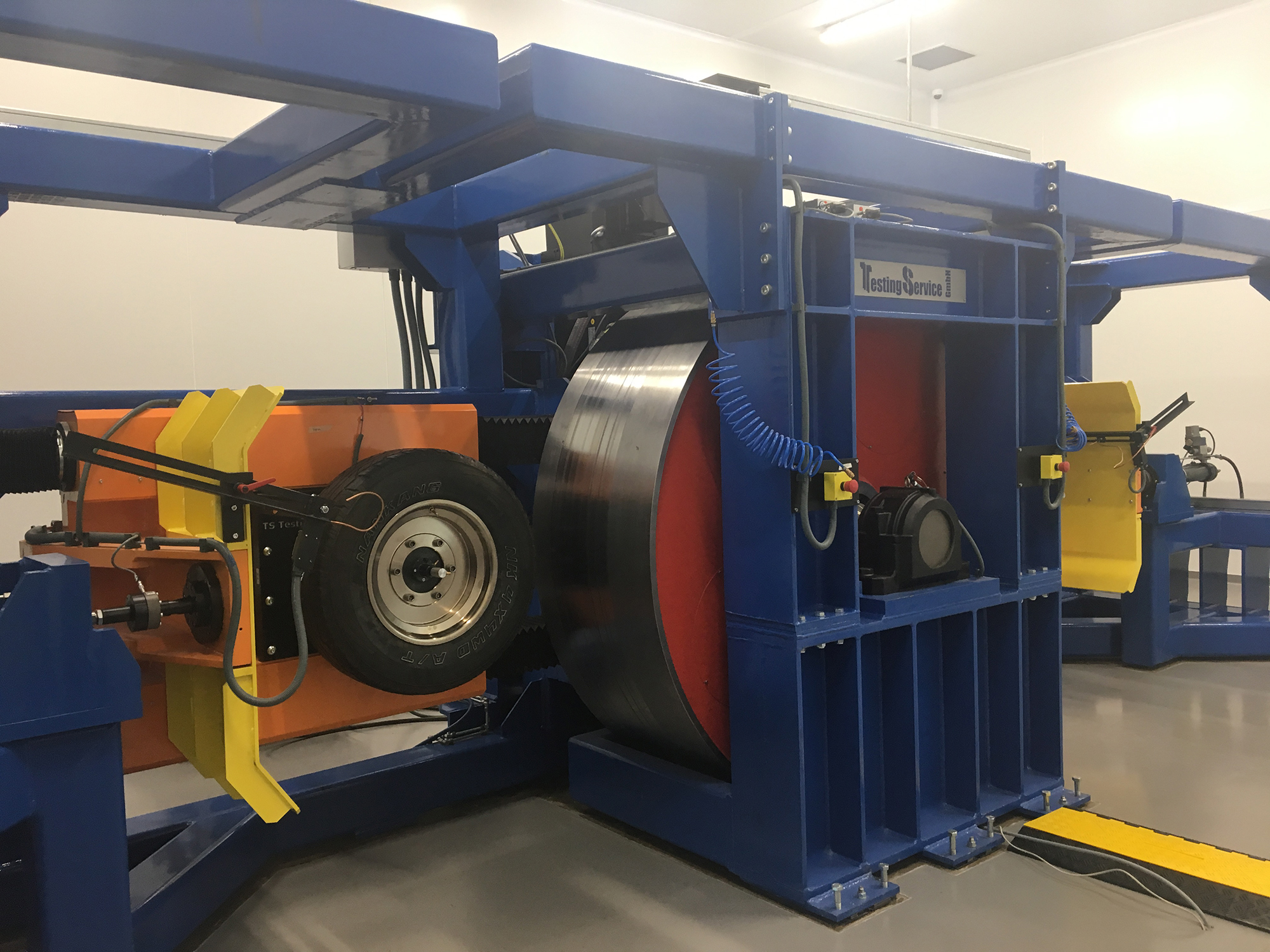 Rolling resistance tester at the Product Testing Institute